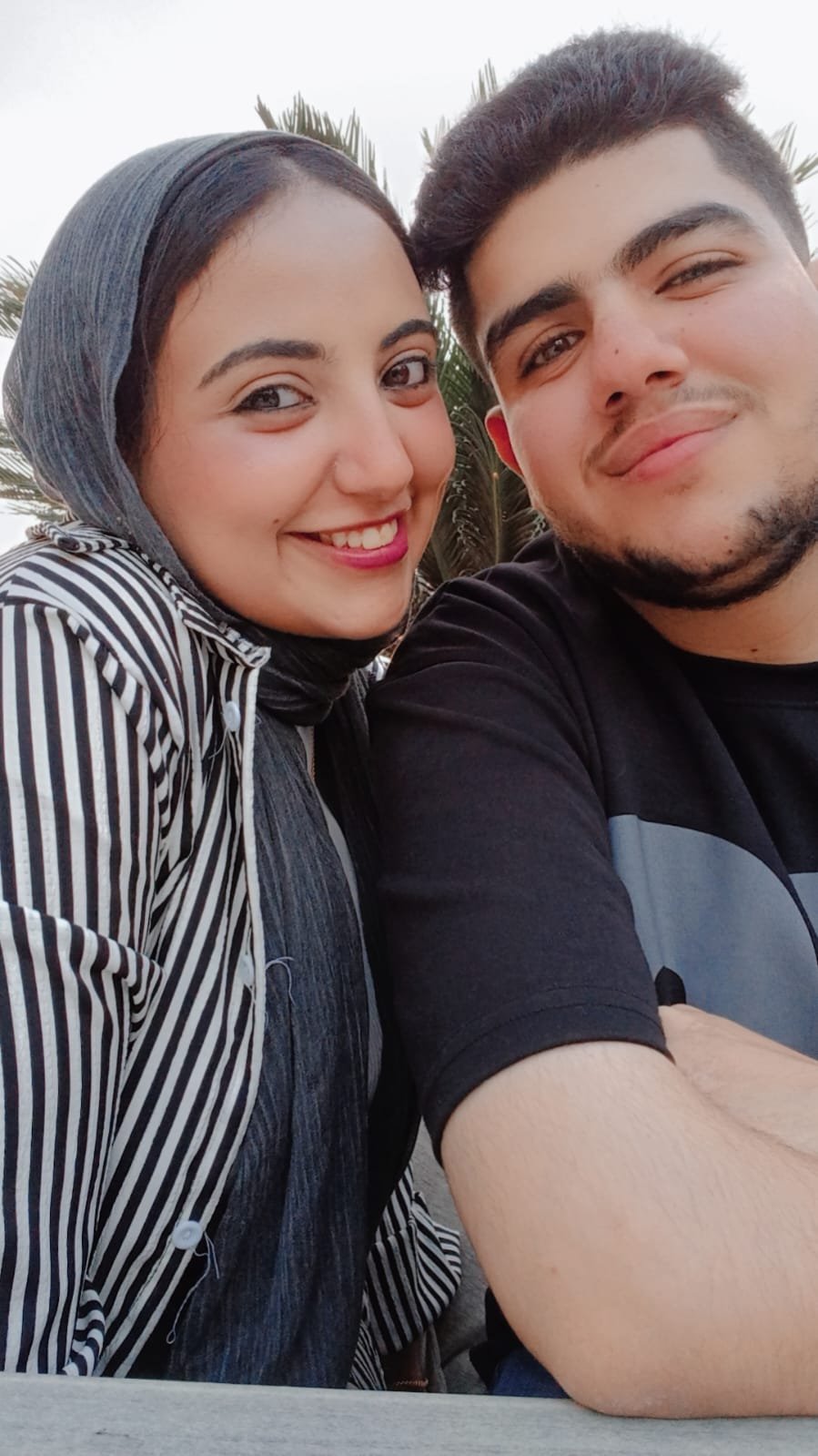 صورتنا أنا ومي